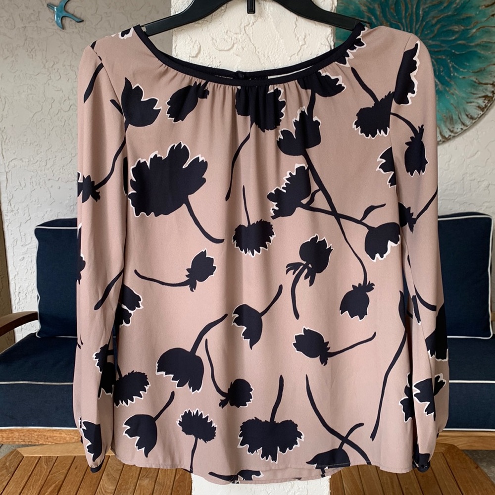 Ann Taylor LOFT long sleeve blouse